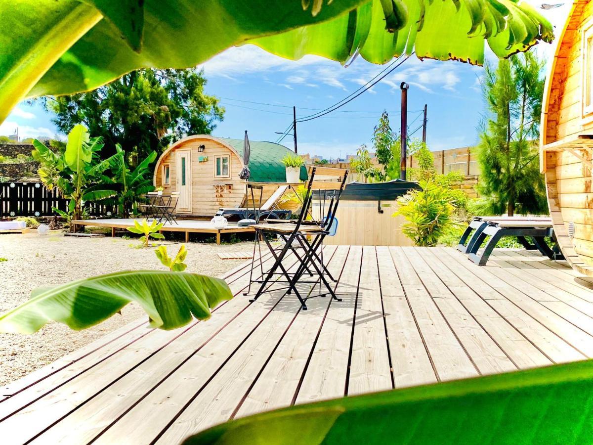 Amani Suite Con Jacuzzi Climatizado Y Piscina Buzanada エクステリア 写真