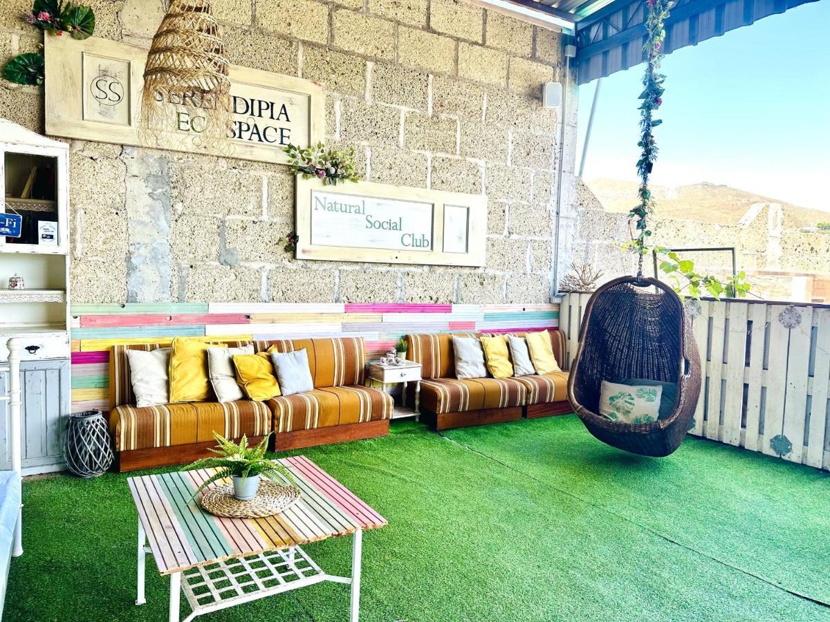 Amani Suite Con Jacuzzi Climatizado Y Piscina Buzanada エクステリア 写真