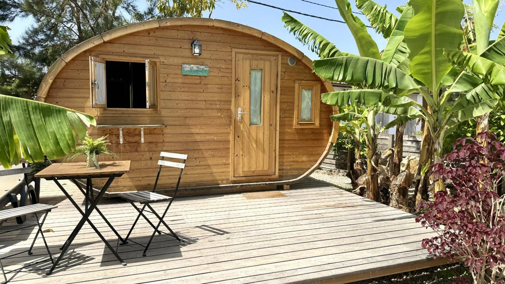 Amani Suite Con Jacuzzi Climatizado Y Piscina Buzanada エクステリア 写真